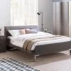 Bed Suite Met Chrome Poten