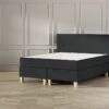 Boxspring Emma Deluxe Classic Vlak Met Gestoffeerd Matras En Poot Naturel -Beddengoed Winkel Boxspring Emma Deluxe Classic vlak met gestoffeerd matras en poot naturel dark grey