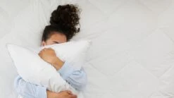 Nieuwe uitgaven -Beddengoed Winkel Hoofdkussen Ducky 1400 gram 1