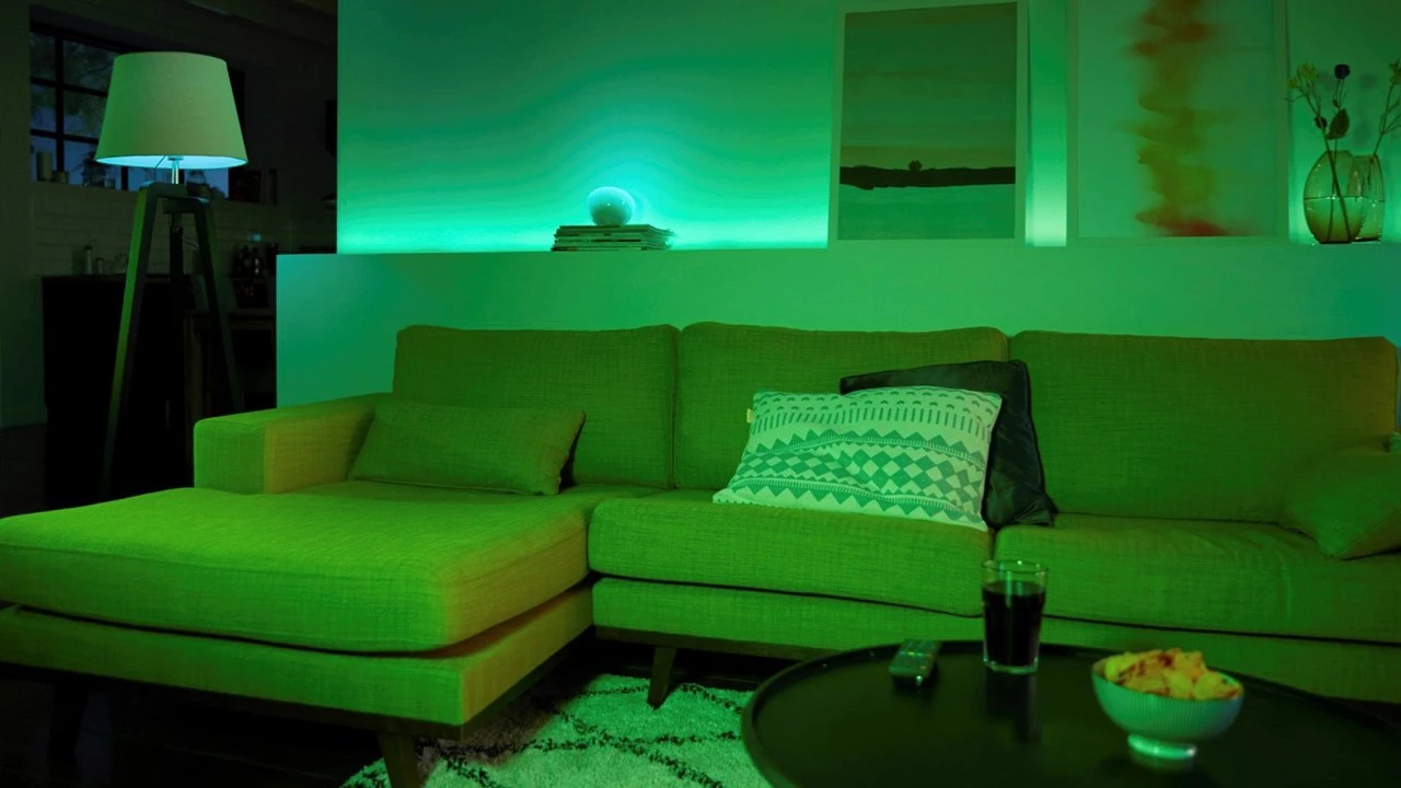 Verlichting Philips Hue Lightstrip Plus 2 Meter 6 Verlichting Philips Hue Lightstrip Plus 2 Meter - Afbeelding 4